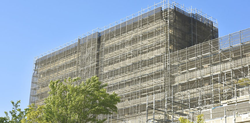 マンション大規模修繕工事施工の様子です