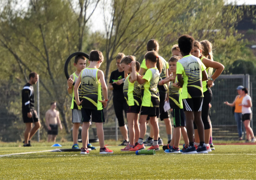 Freiburger Kinderleichtathletik-Team im Rahmen von Konstis Laufnacht 2020