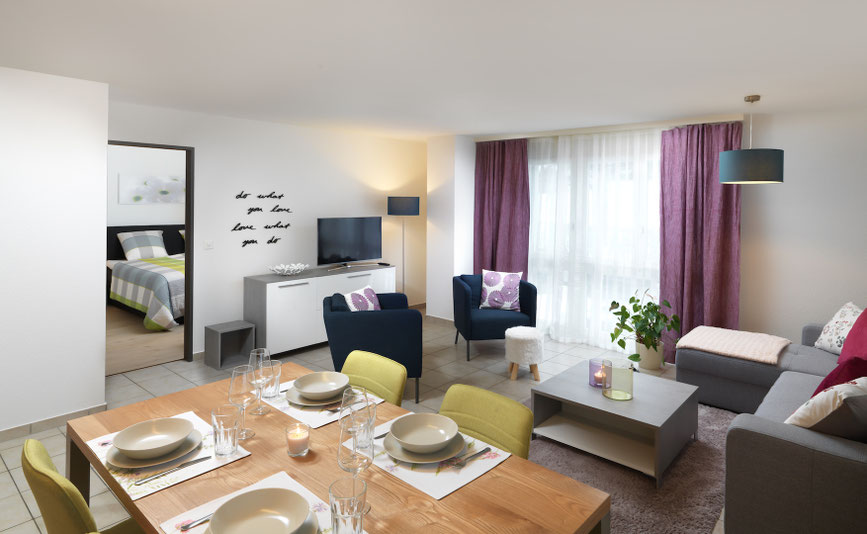 Ginas B&B mit 1x 3.5 und 1x 4.5 Zimmer Wohnung