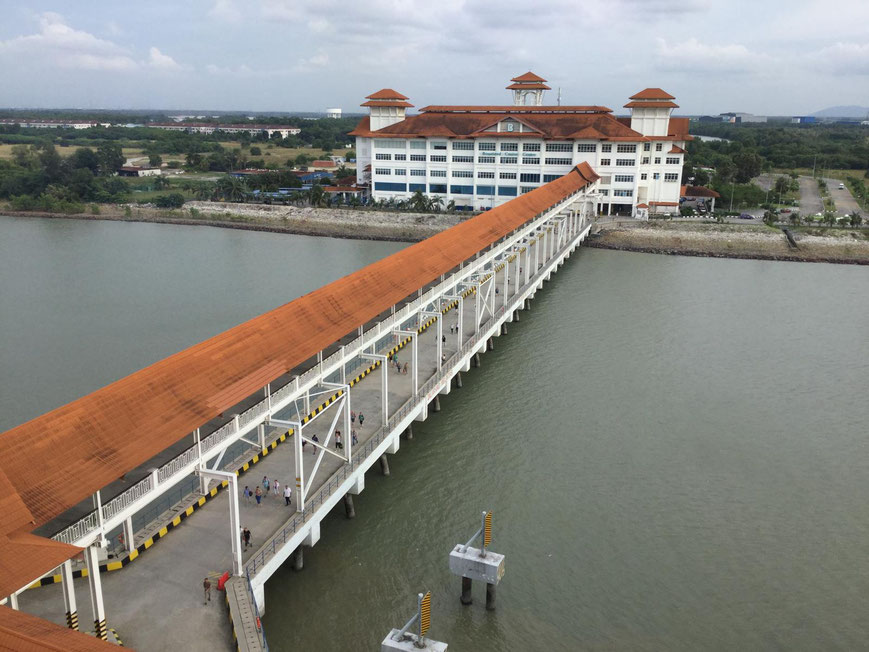 Terminal in Port Klang