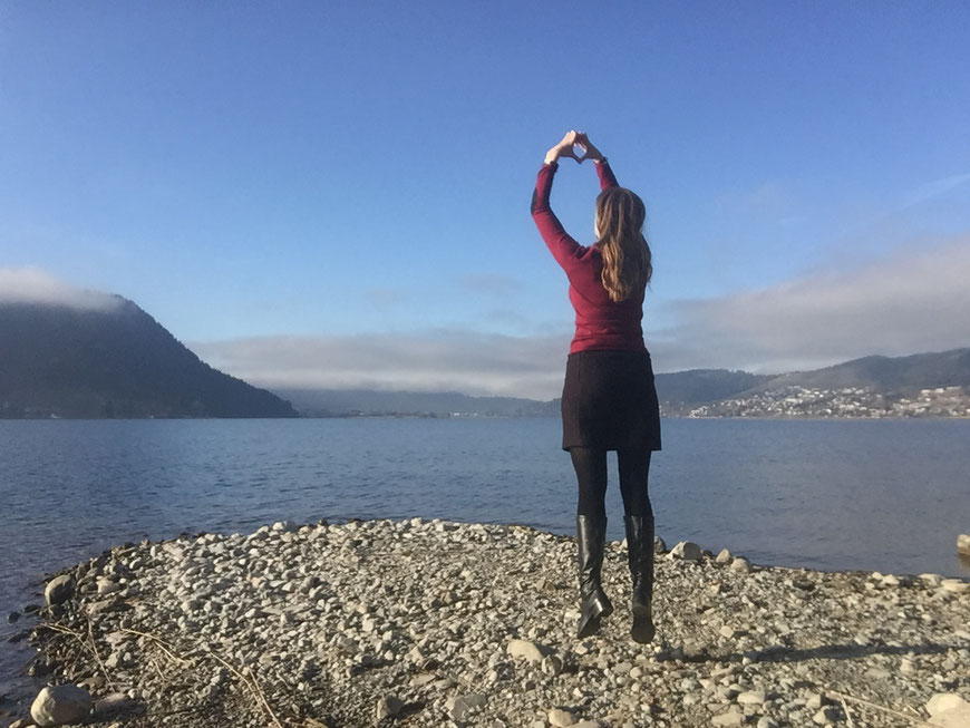 Symbolisches Liebe schicken an die Welt - Ägerisee im Dezember 2016.