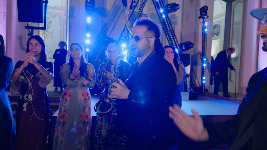 Jewish wedding ceremony at Villa Borromeo, captured in an emotional wedding video