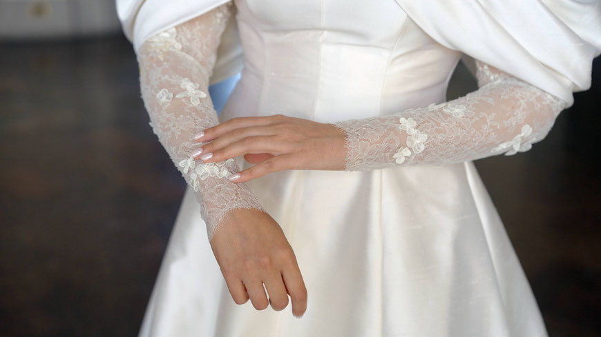 Jewish wedding ceremony at Villa Borromeo, captured in an emotional wedding video