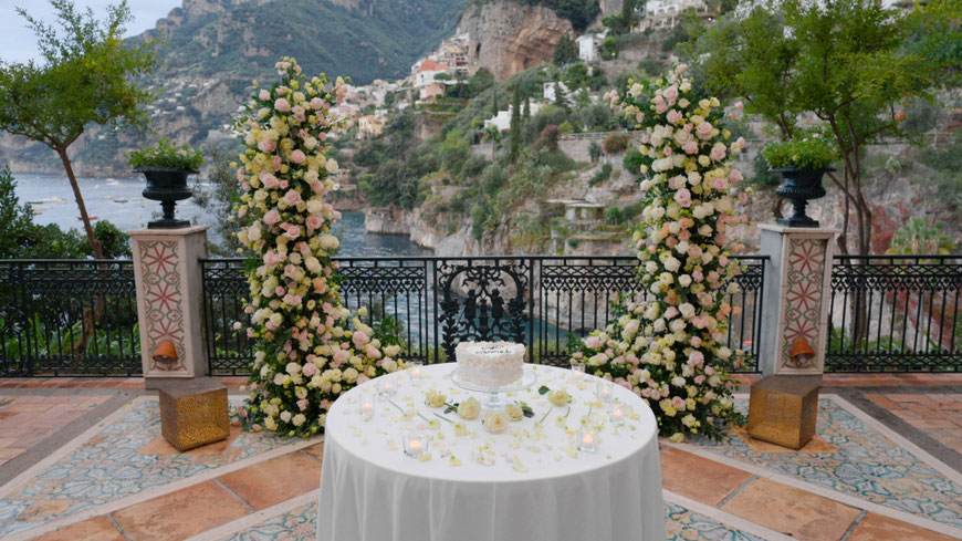  the cake cutting at Villa Treville in Positano