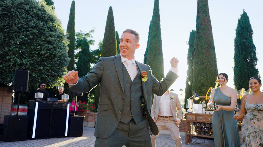 destination wedding in Tuscany at Borgo Tre Rose in Montepulciano. The reception