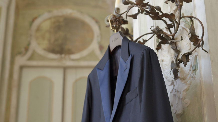 Jewish wedding ceremony at Villa Borromeo, captured in an emotional wedding video