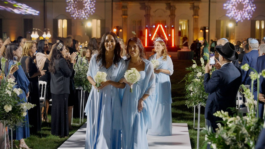 Jewish wedding ceremony at Villa Borromeo, captured in an emotional wedding video