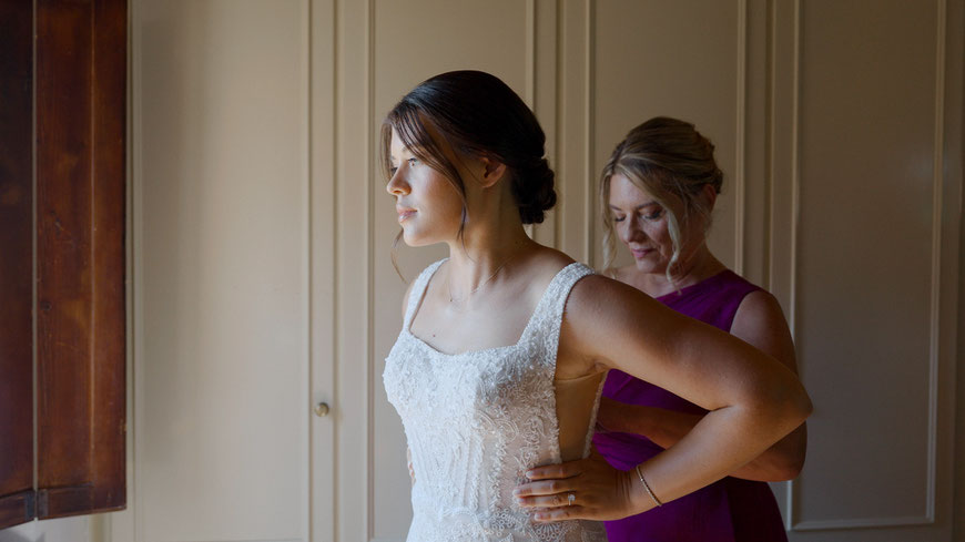 destination wedding in Tuscany at Borgo Tre Rose in Montepulciano. The wedding day