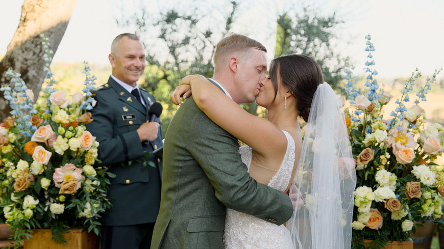 destination wedding in Tuscany at Borgo Tre Rose in Montepulciano. The ceremony