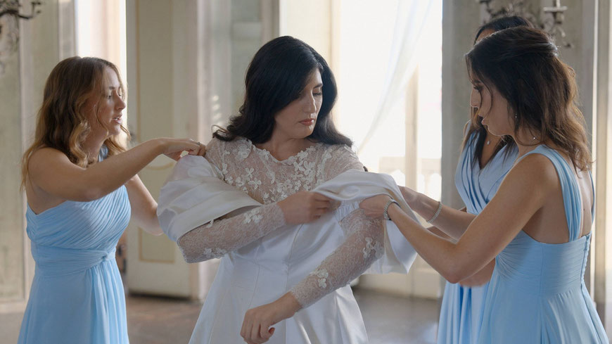 Jewish wedding ceremony at Villa Borromeo, captured in an emotional wedding video