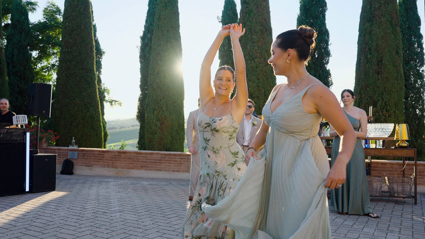 destination wedding in Tuscany at Borgo Tre Rose in Montepulciano. The reception