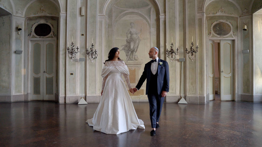 Jewish wedding ceremony at Villa Borromeo, captured in an emotional wedding video