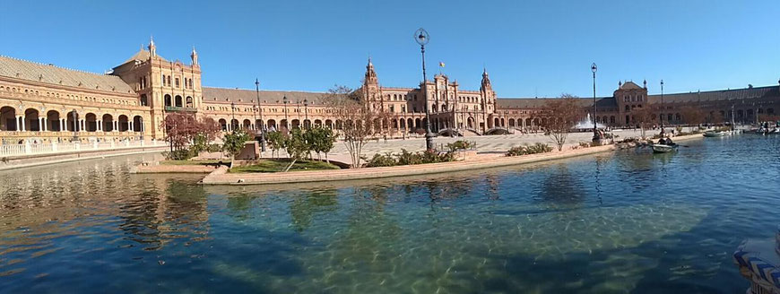 Panorama Bild von spanischem Platz