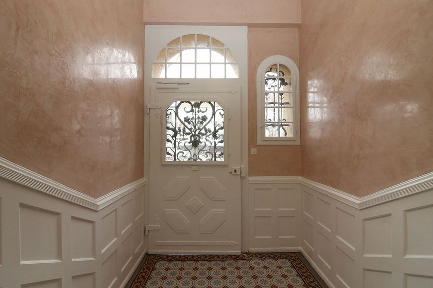 Stucco Veneziano im Eingangsbereich von einem sanierten Altbau in Basel (2017)