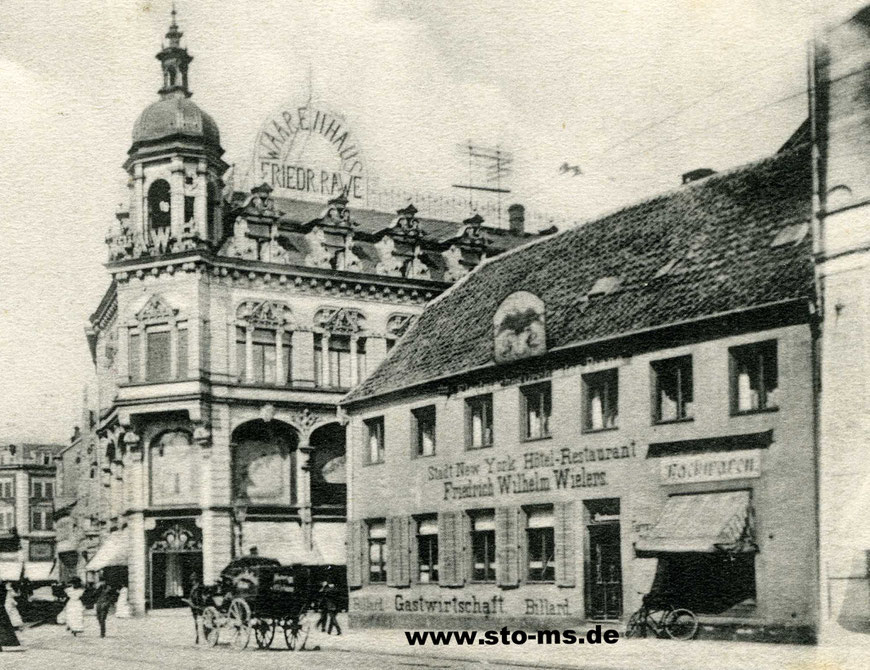 In der Gaststätte ,Stadt New York' befand sich zunächst das ,Central-Theater', später die ,Schauburg', danach umbenannt in ,Stadt New York' - Im linken Gebäude ist heute das Stadtmuseum, davor Althoff/Karstadt