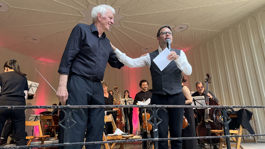 Konzert im Schlossgarten unter der Leitung Joachim Harde am 18.6.2023 - Foto: Henning Stoffers