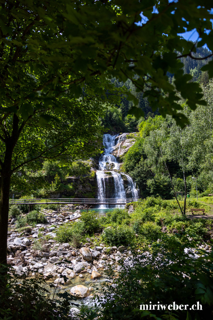 Wasserfall, Tessin, Faido, Familienwanderung, Familienausflug, schöner Wasserfall, Piumogna Wasserfall