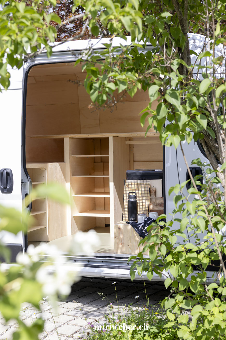 Rabatt Code epicply, Van Ausbau, Lieferwagen Ausbau, Van, Lieferwagen, Citroen Jumper, drei Personen, Bike, Bike Garage,  epicply Holz, epicply, Schweiz, Familie, einfach, Liste, praktisch, platzoptimiert, Kosten, Zeit