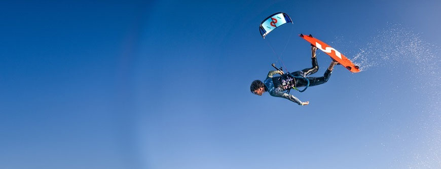 Slingshot Misfit V12 Kiteboard bei uns im SHOP NRW in Hamminkeln