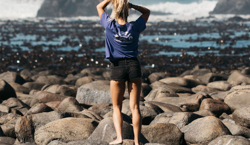 WindSucht bietet hier für Frauen T Shirts Tees und Tops an