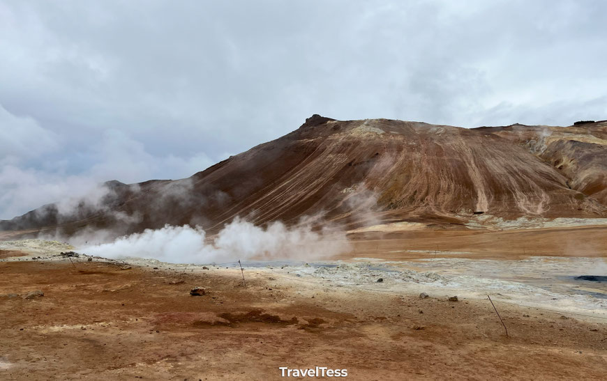 Hverir IJsland