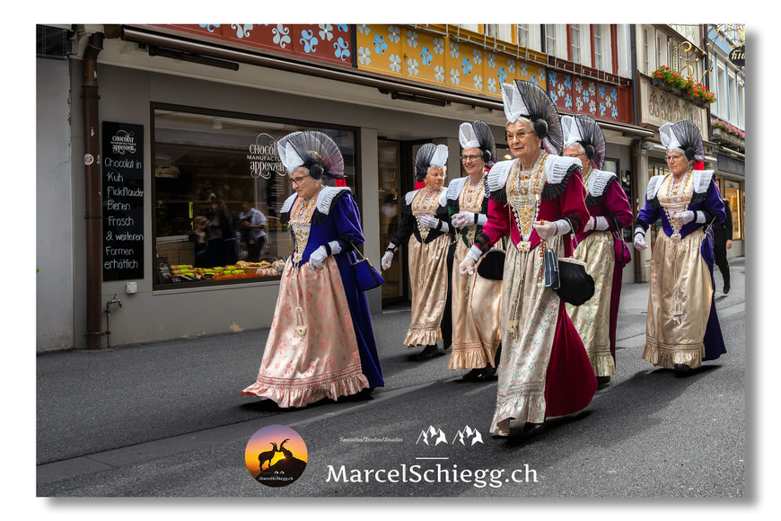Fronleichnam, Appenzell, Appenzellerland, Tracht, Brauchtum, Tradition, Prozession, Marcel Schiegg, Appenzeller Tracht