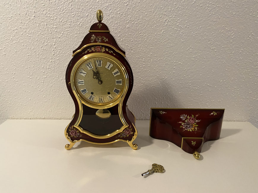 Marcel Schiegg, Occasion, Pendule, Eluxa, Wanduhr, Uhr, Flohmarkt, Standuhr, Fundgrube
