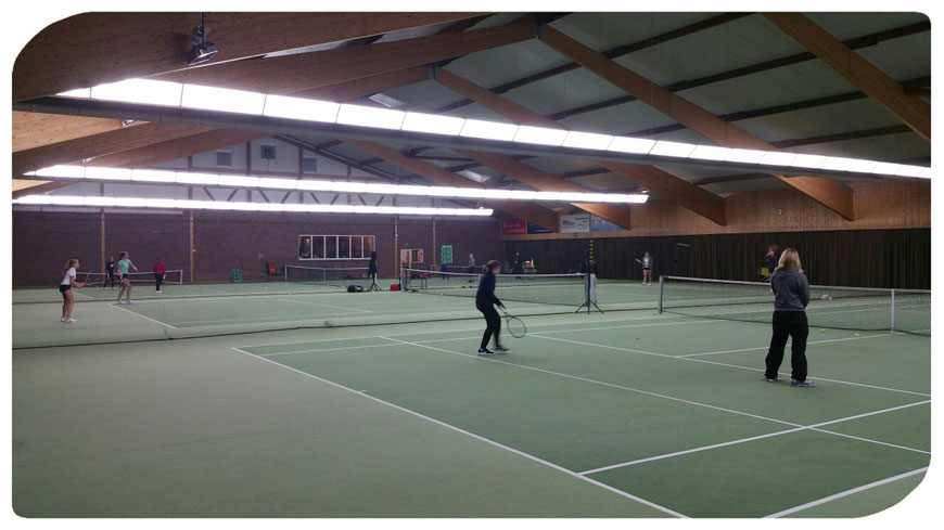 Tennisschule Raffael van Deest Erwachsenen-Training Winterspielclub