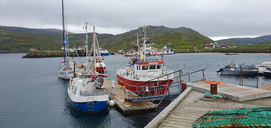 Fischerboote in Skarsvåg
