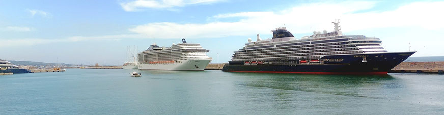 Kreuzfahrtschiffe am Cruise Terminal in Civitavecchia