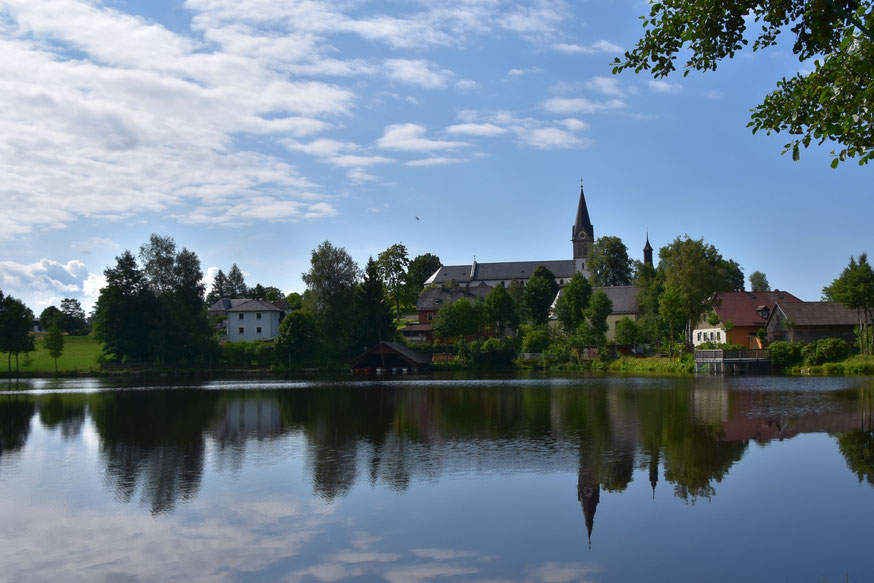 wir umrunden den Nageler See und blicken auf Nagel