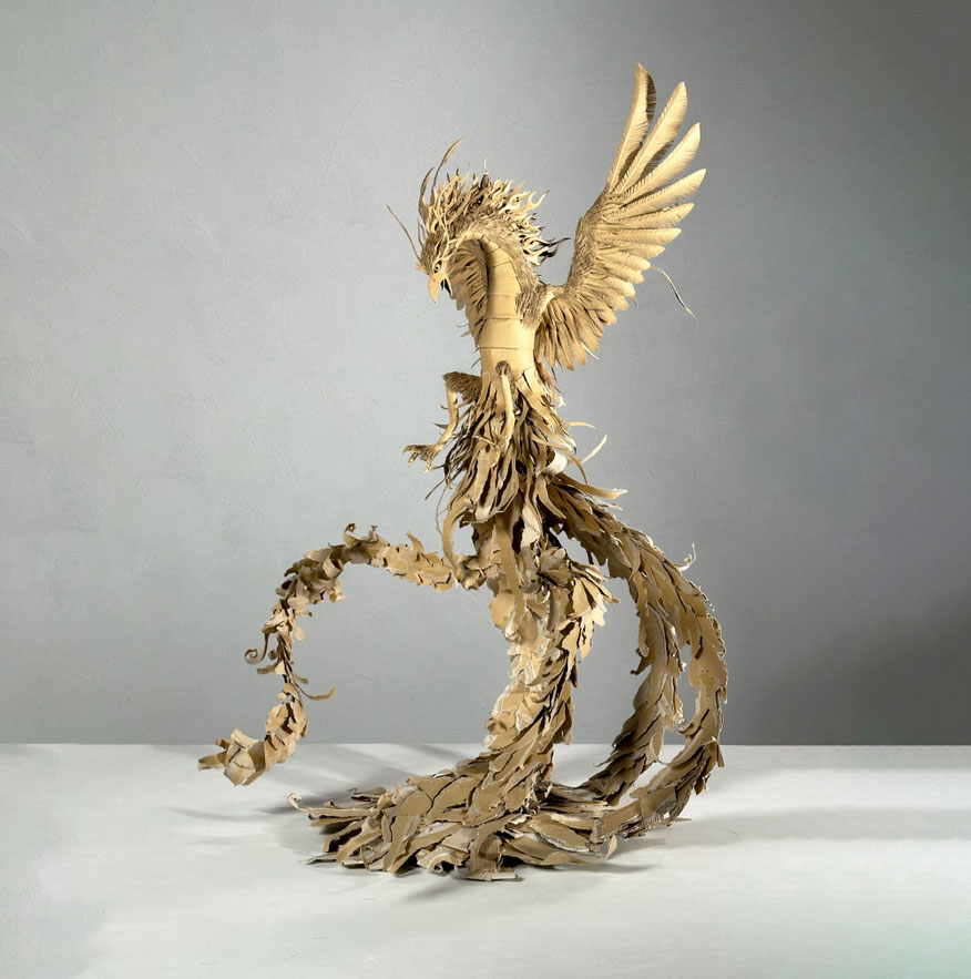 ダンボールアート：TVチャンピオン優勝作品：富紙鳥（制作：オダカマサキ）