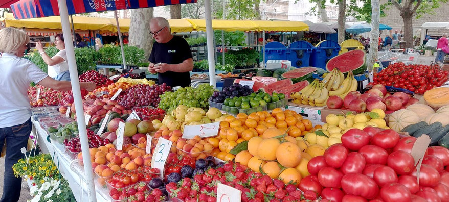 Obst- und Gemüsemarkt in Split