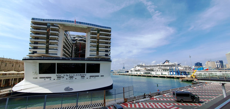 Kreuzfahrtschiffe in Genua