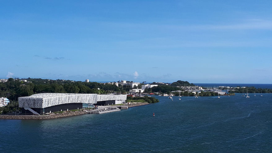 Museum MEMORIAL ACTe am Hafen, das über die Sklaverei auf Guadeloupe informiert