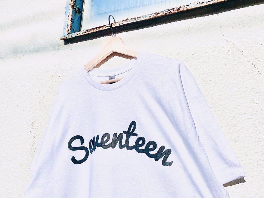 SEVENTEEN AGAiN Tシャツ 2XL 新品 未開封 バンド グッズ SEVENTEEN AGAiN T-shirt - KiliKiliVilla OFFICIAL STORE