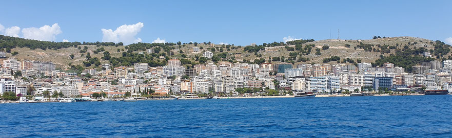 Saranda mit Port und öffentlichem Strand