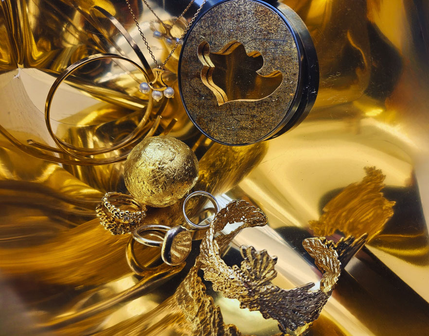 Foto: Eva Tesarik | Schmuck: Atelier STOSSIMHIMMEL