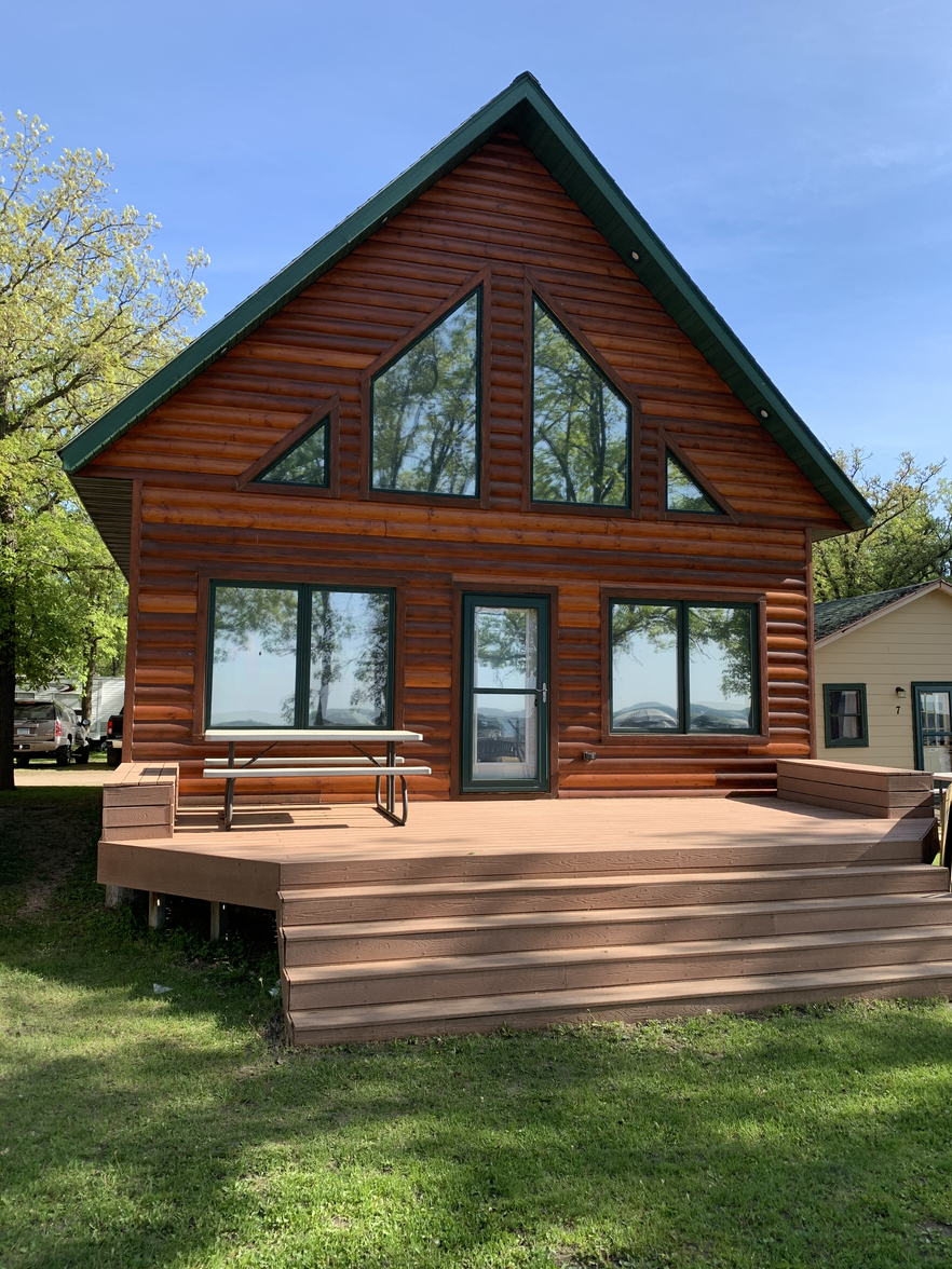 Modern Spacious 3 Bedroom w/ Loft Whispering Pines Resort on Big Pine Lake Perham, Minnesota