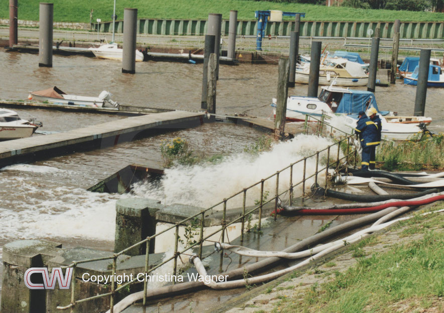 THW-Einsatz Glückstadt Juli 2002, Starkregenereignis