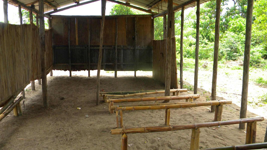 Kirche in Ambokarivo