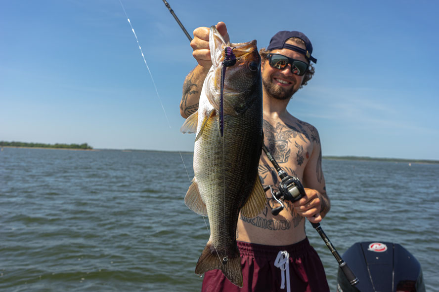 catching fish while working on my teint :)