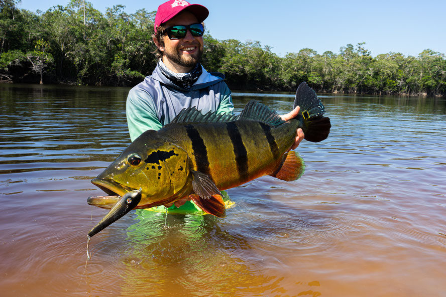 perfectly hooked and landed on the perfect spot to unhook and take pictures in/close to the water