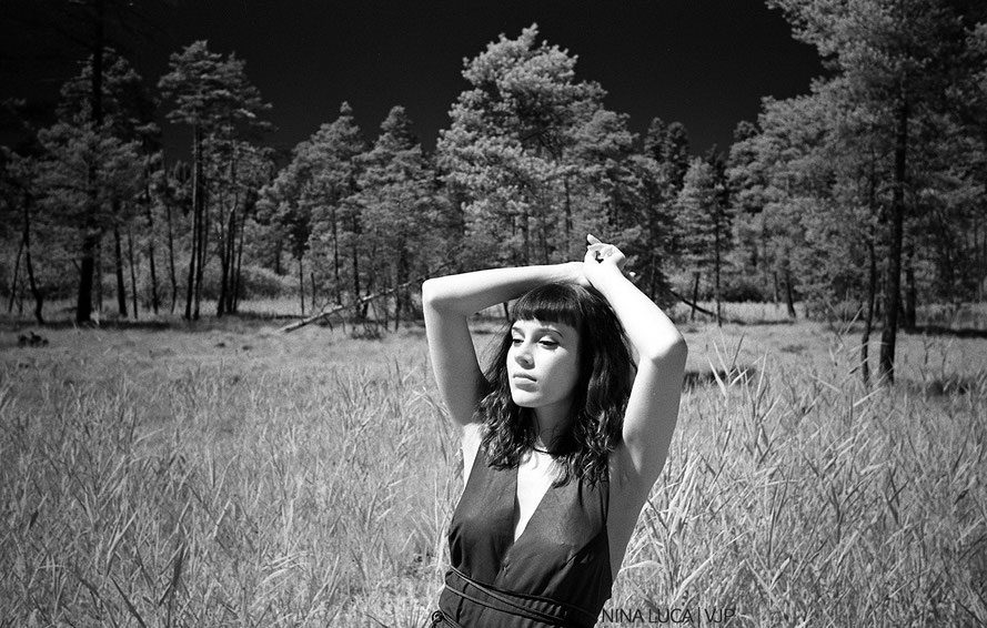image: nina luca, vjp analogue photography, vjp.ch, leica m6, rollei, infrared analogue photography, infrared analog photography, film is alive, film is not dead, lörmoos, swiss fashion blogger, swiss blogger, swiss fashion designer, swiss photographer