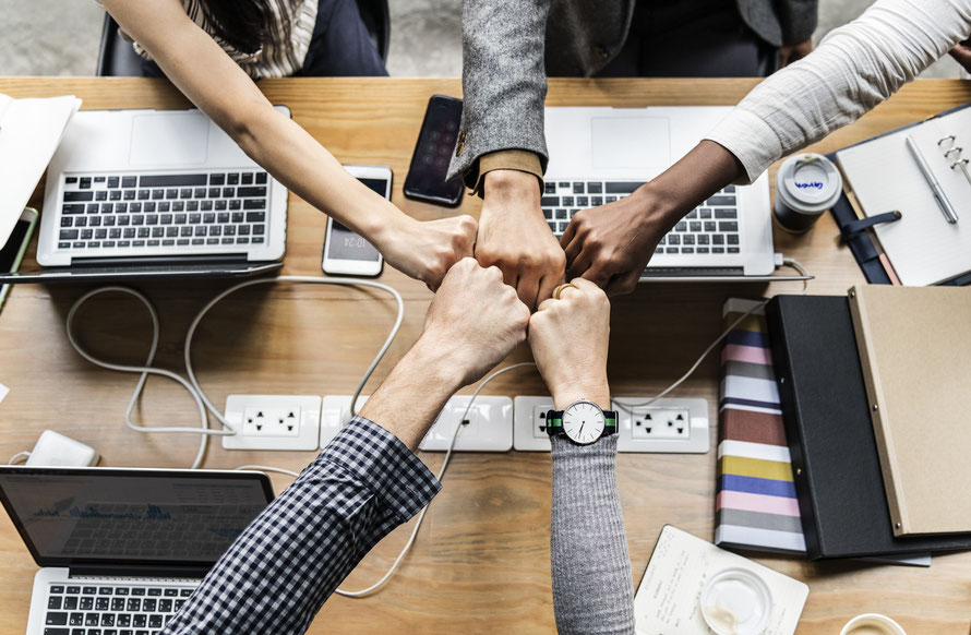 Avoir une bonne ambiance, c'est idéal pour se sentir bien au travail