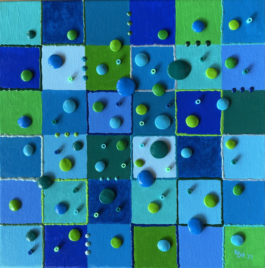 "colored drops - blue" acryl + applikation auf leinwand (2022) 30 x 30cm