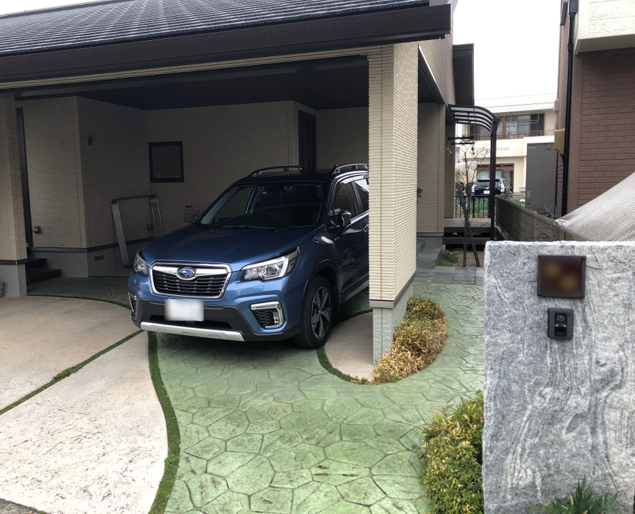 人工芝　人工木デッキ　樹脂デッキ　駐車場　アプローチ　コンクリート　ウッドデッキ　砂利　防草シート　タイル　レンガ　枕木