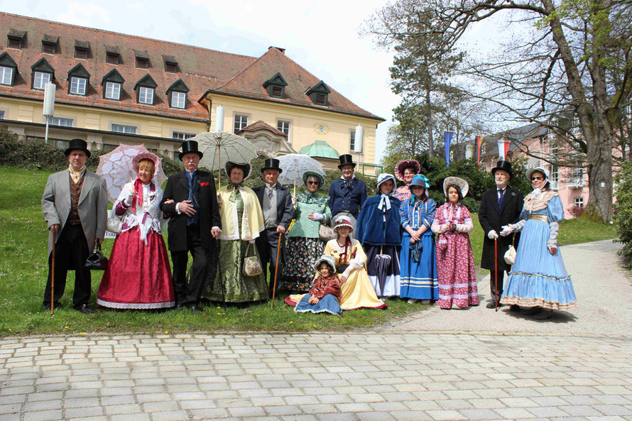 Unsere Gruppe vor dem Kurhaus