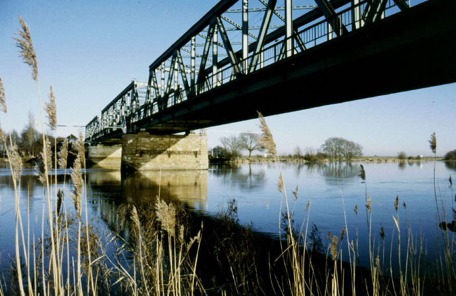 Weser - Bahnbrücke