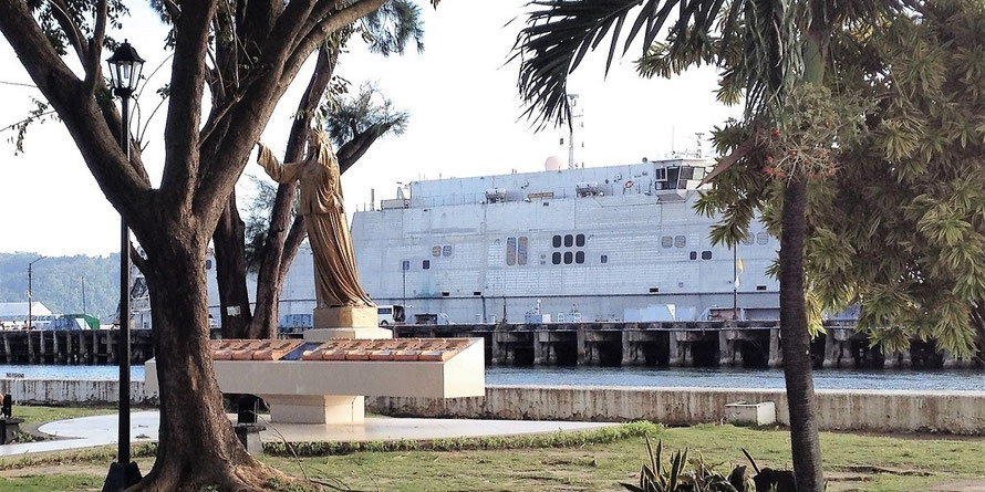 Ina ng Laya Monument, Waterfront, Subic Bay Freeport Zone